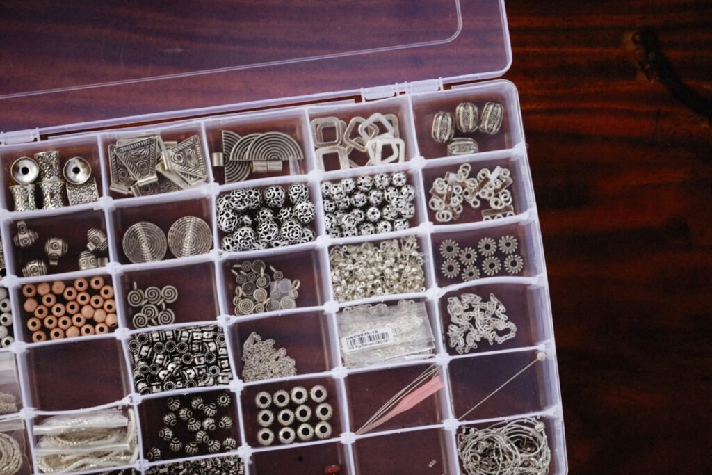 Crafting Beads & Pendants DIY Set